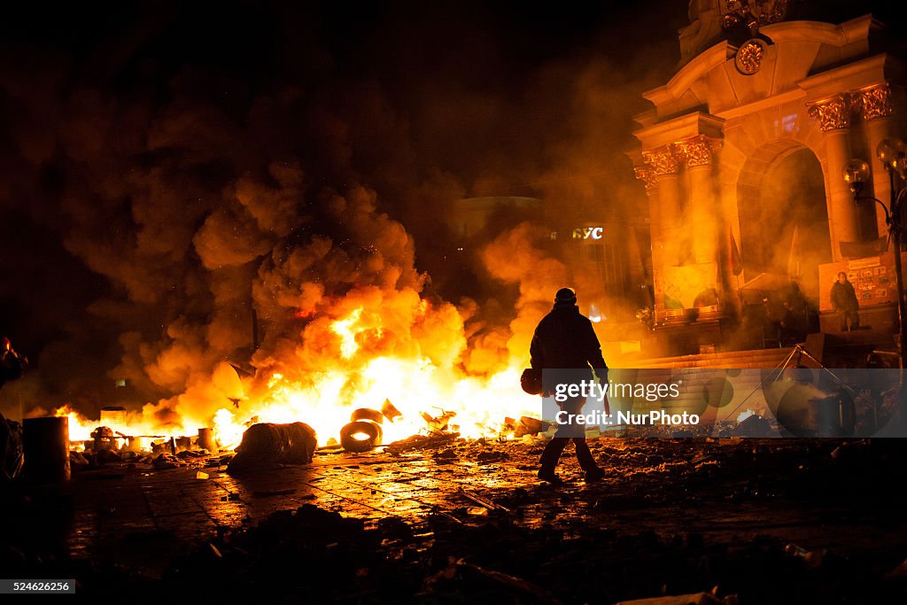 Night of clashes in Kiev