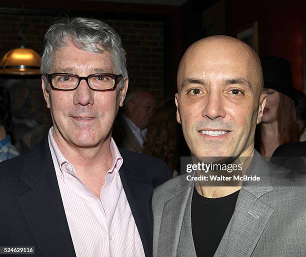 Mike Embler 192 Angus Mcbride Stock Photos, High-Res Pictures, and Images - Getty ...