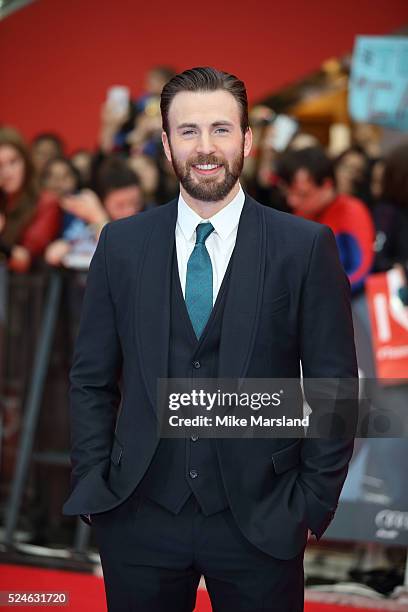 Chris Evans arrives for UK film premiere "Captain America: Civil War" at Vue Westfield on April 26, 2016 in London, England