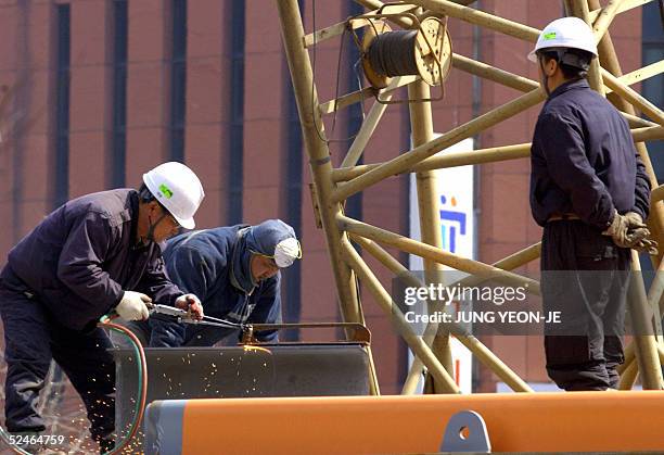 Korean Laborers 74 Jyj13 Stock Photos, High-Res Pictures, and Images - Getty Images