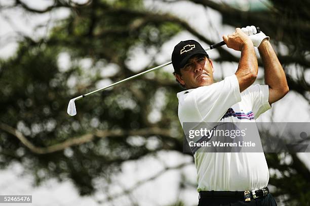 David Frost of South Africa during the first round of the South African Airways Open at Durban Country Club on January 20, 2005 in Durban, South...