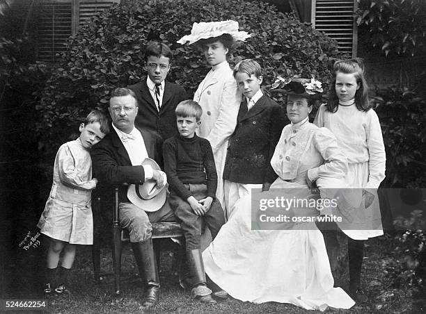 President Theodore Roosevelt twenty-sixth U.S. President with his family: Quentin, Theodore Sr., Theodore Jr. , Archie, Alice, Kermit, Mrs....