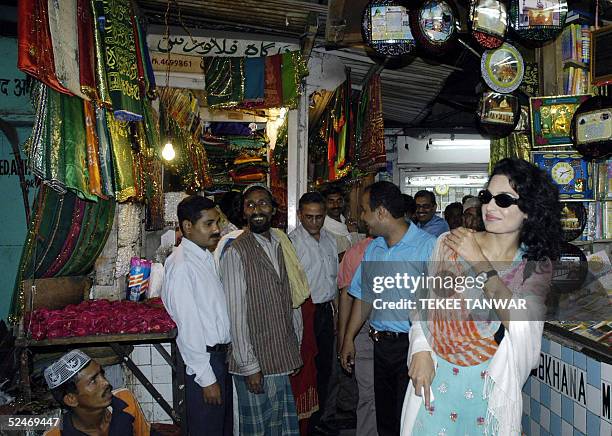 Pakistani actress Meera visits the Sufi Shrine of Hazrat Nizamuddin in New Delhi, 23 March 2005. The film actress who controversially kissed her...