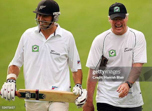 Stephen Fleming and John Bracewell of New Zealand share a joke during training at Eden Park on March 24, 2005 in Auckland, New Zealand