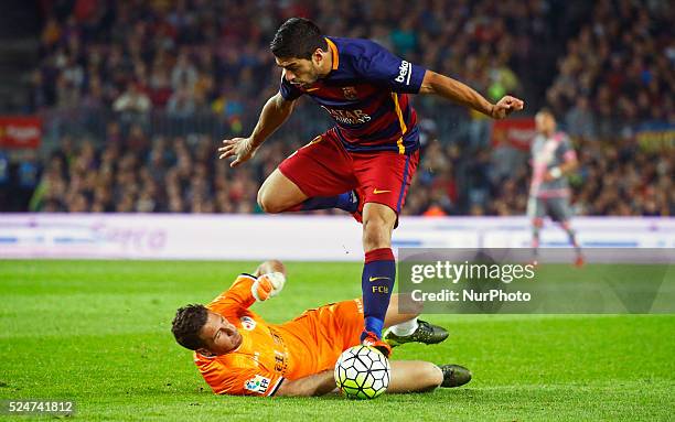 October 17- SPAIN: Luis Suarez and Tono during the march between FC Barcelona and Rayo Vallecano, corresponding to the week 8 of the spanish league,...