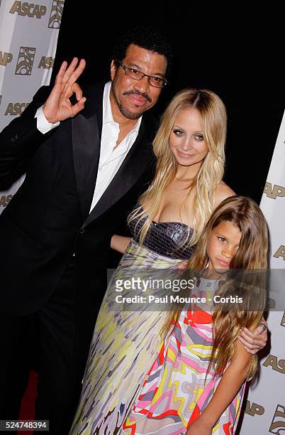 Singer Lionel Richie with daughters Nicole Richie and Sophie Richie arrive at the 25th Annual ASCAP Pop Music Awards held at the Kodak Theatre in...