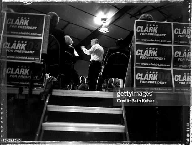 Democratic presidential hopeful retired General Wesley Clark speaks to supporters during a rally at Daniel Webster College.