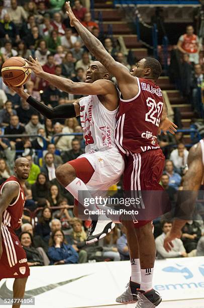 Olimpia Milano vince la prima partita in questo campionato, in casa al Mediolanum Forum, contro la Cimberio Varese per 84 a 72 nella gara valida come...