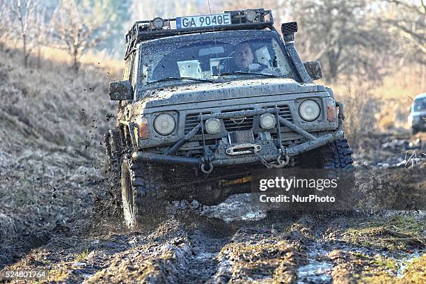 Gdansk, Poland 7th, February 2016 Dozen 4x4 cars every weekend take part in the amateur off-road race in Gdansk. Drivers practice their off-road...