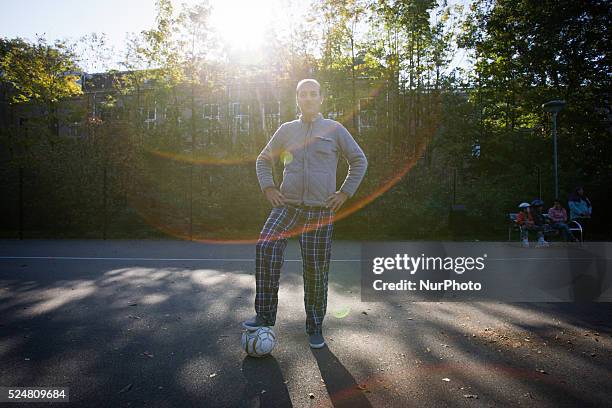 Radwan is a refugee from Syria. On Friday night three buses with around 125 refugees arrived from the central processing center in Ter Apel. Town...