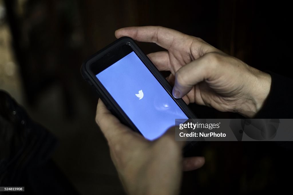 Twitter network down for many users after technical fault
