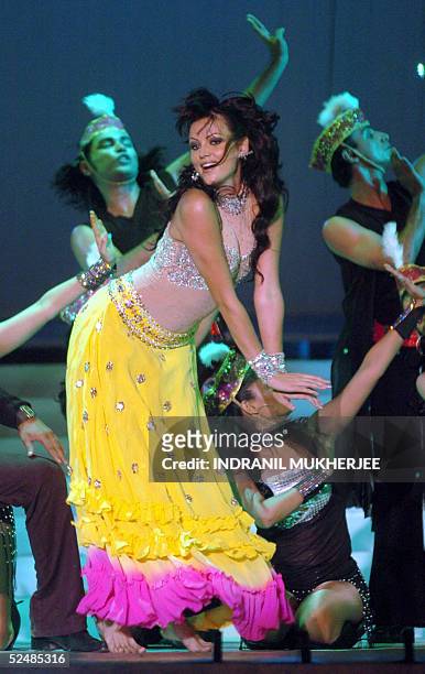 Bollywood film star Yana Gupta perform during the Pond's Femina Miss India 2005 final of the beauty pageant in Bombay 27 March 2005.The winners of...