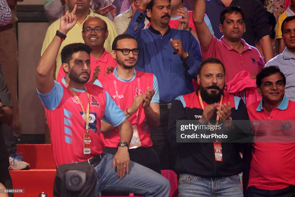 Jaipur Pink Panthers vs Bengaluru Bulls.