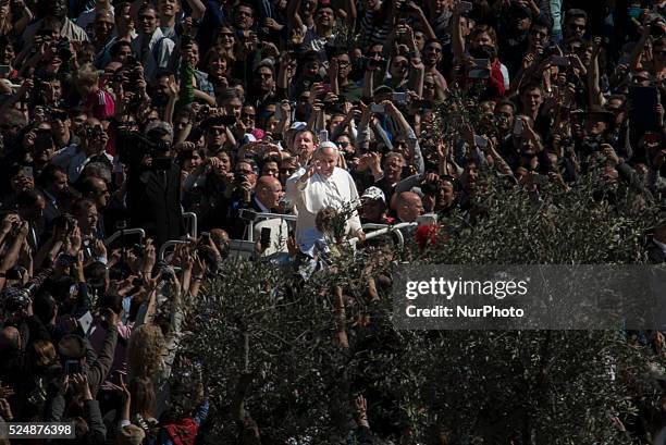 Pope Francis during the Palm Sunday celebrations at St Peter's square on March 29, 2015 at the Vatican. On Palm Sunday Christians celebrate Jesus'...