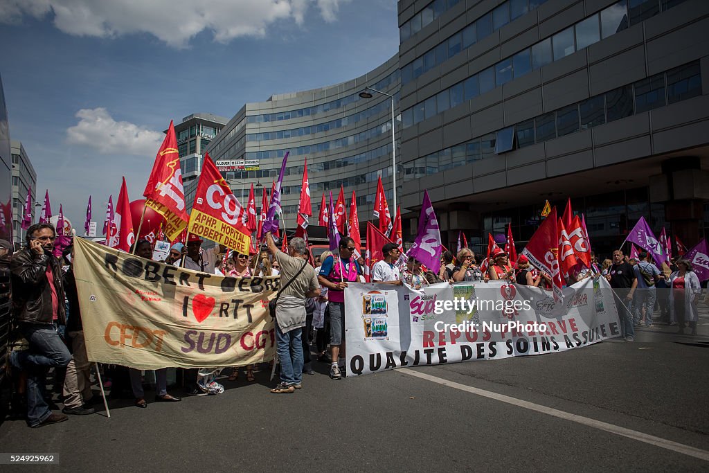 Aphp Color Employees of France's APHP public hospital system on June 25, 2015 in ...