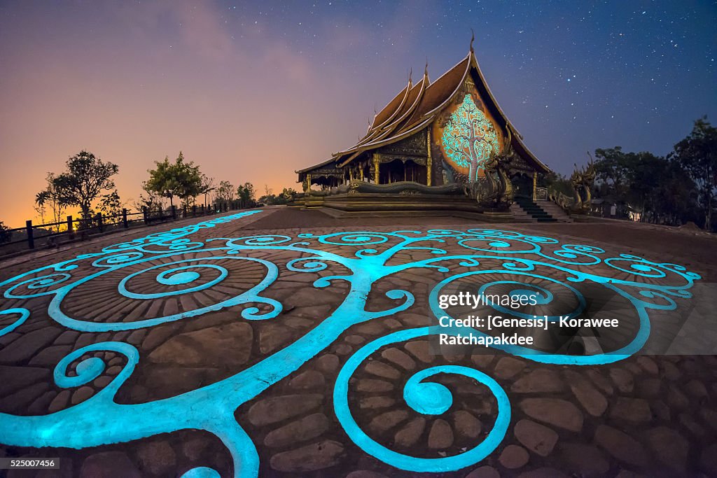 Sirindhorn Wararam Phu Prao Temple with the florescent line