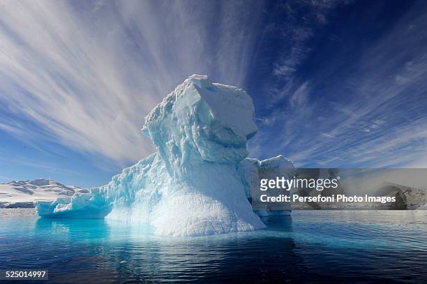 amazing iceberg - ice berg foto e immagini stock