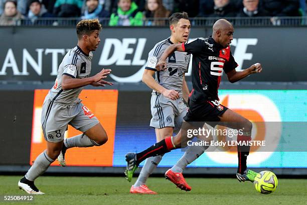 Gelson Fernandes , Mario Lemina and Lucas Ocampos in action during the French soccer league 1 Championship football match between Stade Rennais FC vs...