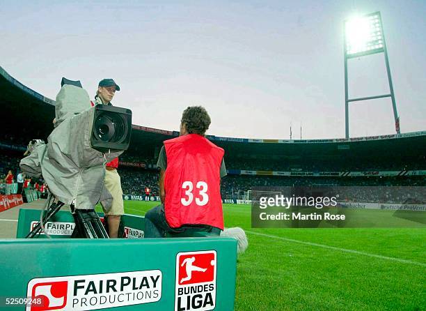 Fussball: 1. Bundesliga 04/05, Bremen; SV Werder Bremen - FC Schalke 04; Aufgrund eines Stromkabelschadens gibt es keine Live Bilder vom Spiel...
