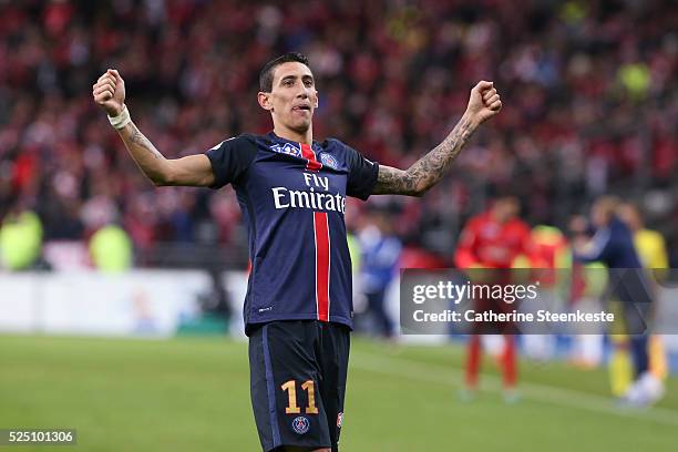 Angel Di Maria of Paris Saint-Germain celebrates his goal during the Coupe de la Ligue Final game between Paris Saint-Germain and Losc at Stade de...