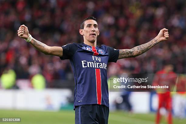 Angel Di Maria of Paris Saint-Germain celebrates his goal during the Coupe de la Ligue Final game between Paris Saint-Germain and Losc at Stade de...