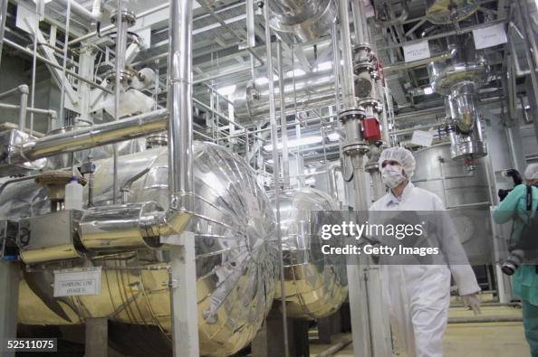 Iranian President Tours Nuclear Facilities Iranian President Tours Nuclear Facilities