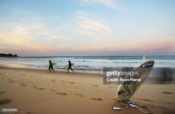 rip curl pro final - phillip island stock pictures, royalty-free photos & images