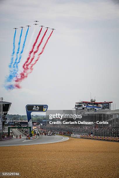 Tri Color Jet Tri Jets Photos and Premium High Res Pictures - Getty Images