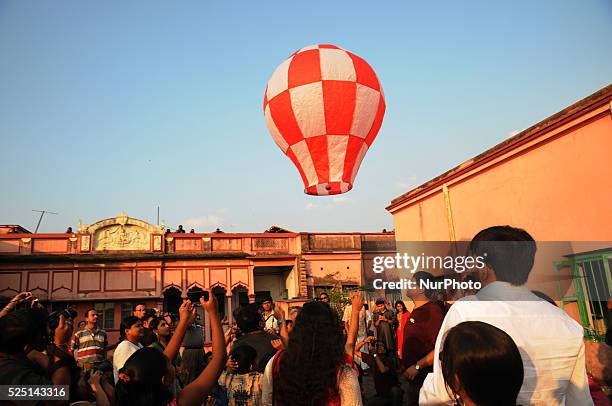 Fanush, paper made hot air balloon, was once the integral part of North Calcutta Babu Culture and it is old tradition to fly Fanush on the day of...
