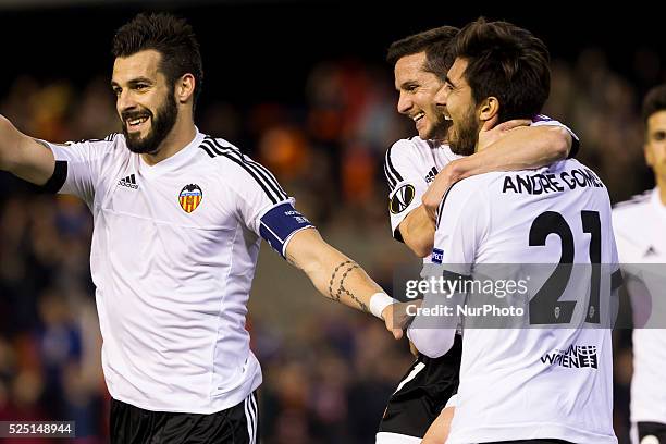 El delantero del Valencia CF Alvaro Negredo 11 El delantero del Valencia CF Pablo Piatti and 21 El centrocampista del Valencia CF Andre Gomes during...