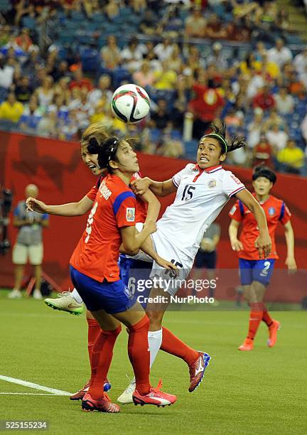 Montreal, June 13,2015 SHIM SEOYEON of Korea Republic vies with CRISTIN GRANADOS of Costa Rica during their group E match at the 2015 FIFA Women' s...