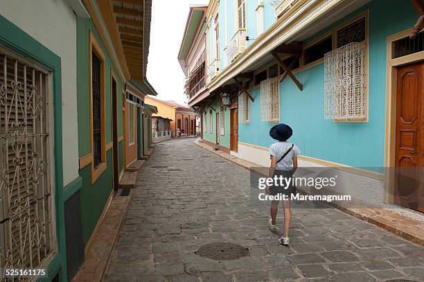 cerro santa ana district - guayaquil fotografías e imágenes de stock