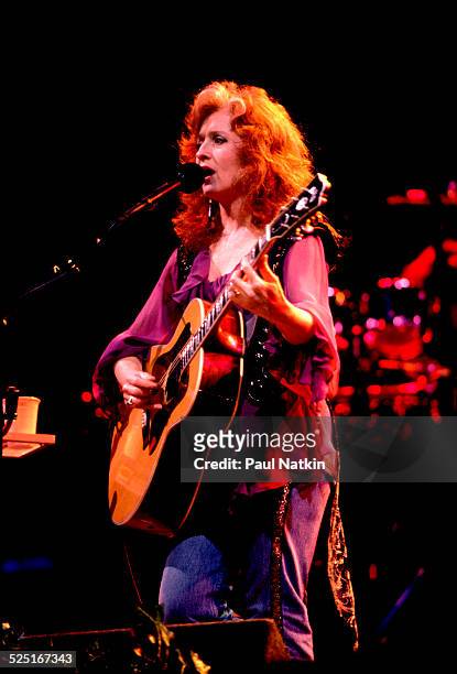 Musician Bonnie Raitt performs onstage at the Verizon Center, Indianapolis, Indiana, August 1, 1991.