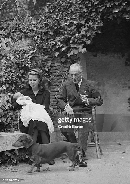 Cayetana Fitz-James Stuart , Duchess of Montoro with her father, Jacobo Fitz-James Stuart , 17th Duke of Alba, and her first child, Carlos Fitz-James...