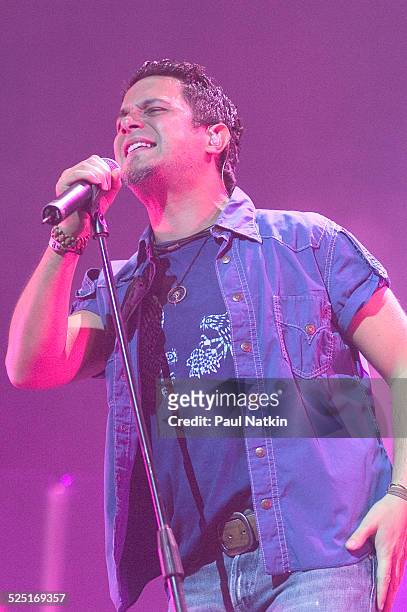 Musician Alejandro Sanz performs in the Rosemont Theater, Rosemont, Illinois, May 4, 2004.