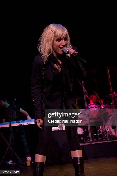 Musician Ashlee Simpson performs at the Genessee Theater, Waukegan, Illinois, December 15, 2005.