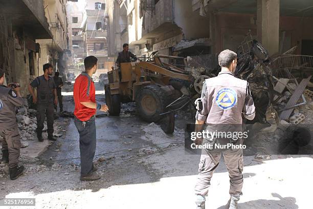 Syrian Machine Douma City Street Photos and Premium High Res Pictures - Getty Images