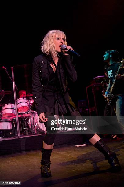 Musician Ashlee Simpson performs at the Genessee Theater, Waukegan, Illinois, December 15, 2005.