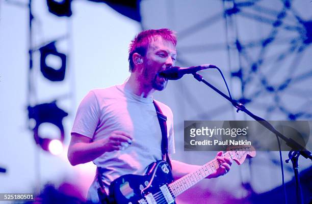 Musician Thom Yorke, of group Radiohead, performs, Chicago, Illinois, August 3, 2001.