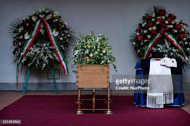 The simple coffin of Umberto Eco, placed inside the Castello Sforzesco. Milan, February 23, 2016 . Hundreds of mourners flocked to Milan's Sforza...