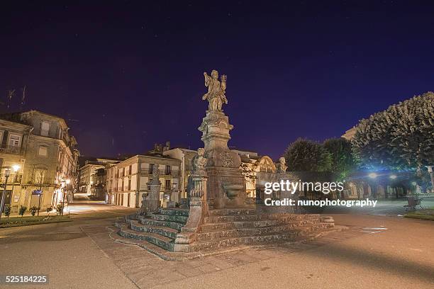 estátua de viana - estátua stock-fotos und bilder