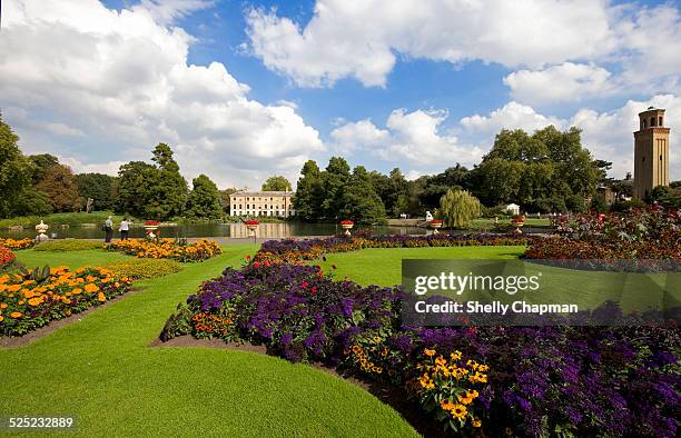 kew botanical gardens, richmond-on-thames, surrey - kew gardens stockfoto's en -beelden