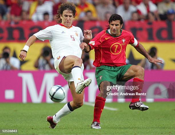 Fussball: Euro 2004 in Portugal, Vorrunde / Gruppe A / Spiel 17, Lissabon; Spanien 1; PUYOL / ESP, LUIS FIGO / POR 20.06.04.