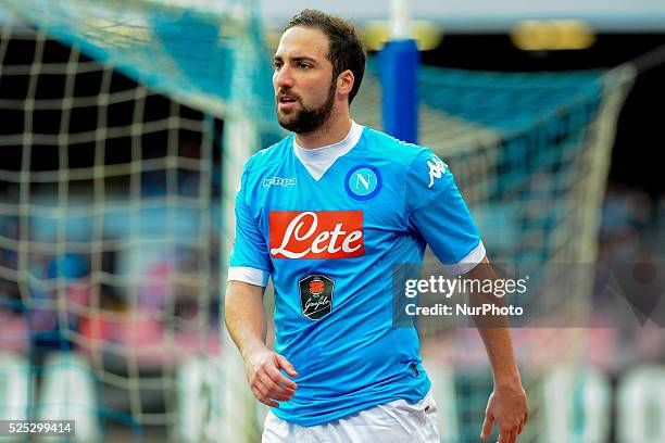 Gonzalo Higuain of SSC Napoli during the italian Serie A football match between SSC Napoli and Carpi at San Paolo Stadium on February 07, 2016 in...