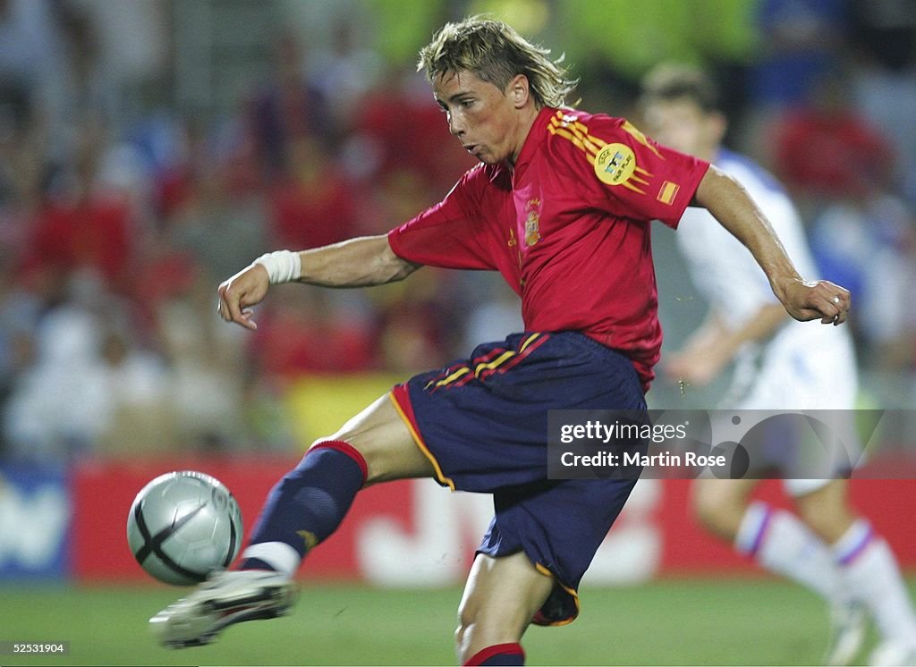 Fussball: EM 2004 in Portugal, ESP-RUS