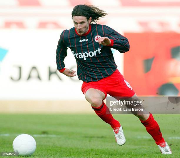 Fussball: 1. Bundesliga 03/04, Frankfurt; Eintracht Frankfurt - Borussia Moenchengladbach; Ioannis AMANATIDIS / Frankfurt 28.02.04.