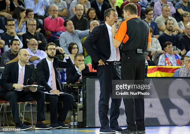 November- SPAIN: Luca Banchi in the match between FC Barcelona and Emporio Armani, for the week 7 of the Euroleague basketball match, played at the...
