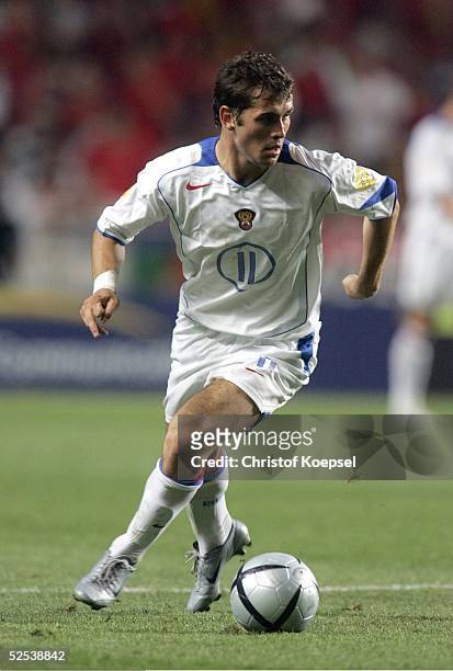 Fussball: Euro 2004 in Portugal, Vorrunde / Gruppe A / Spiel 10, Lissabon; Russland 2; Alexander KERZHAKOV / RUS 16.06.04.