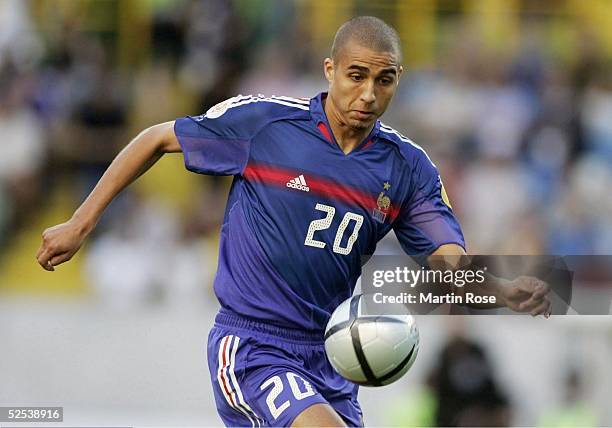 Fussball: Euro 2004 in Portugal, Viertelfinale Spiel 26, Lissabon; Frankreich - Griechenland ; David TREZEGUET / FRA 25.06.04.