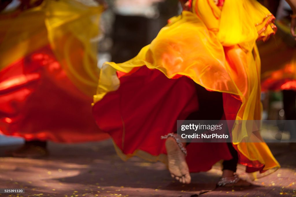Bangladeshi women perform a traditional dance during the... News Photo ...